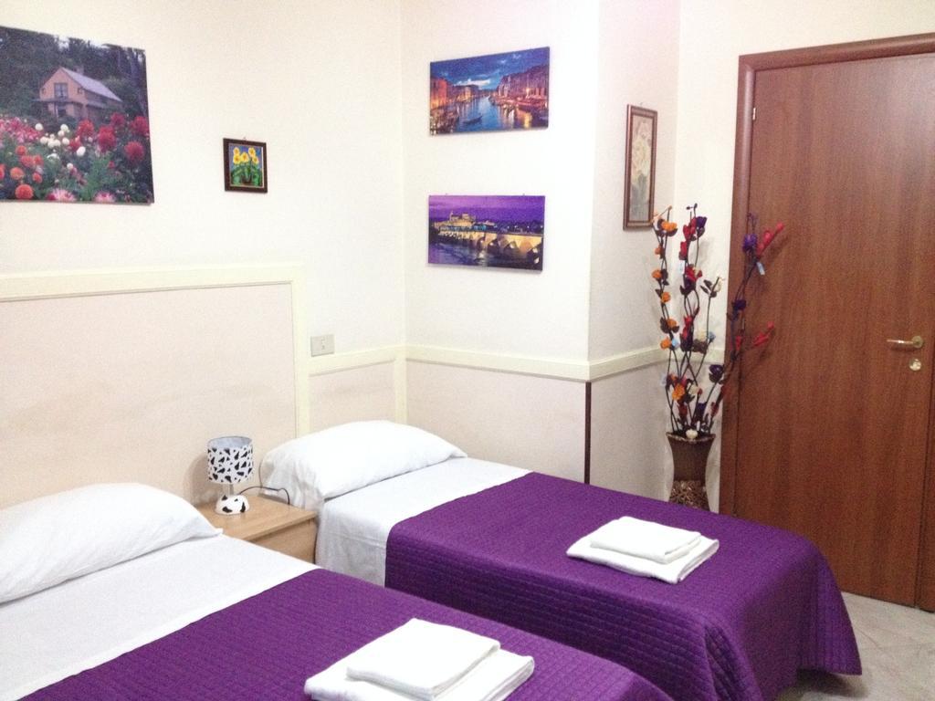 Rome Rainbow Guest House Экстерьер фото