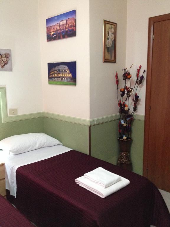 Rome Rainbow Guest House Номер фото